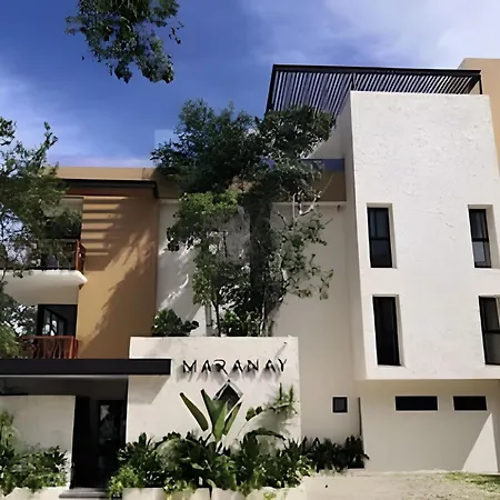 Suit Next To The Common Top Roof Exclusive Building Kingsize Bed 2 Super Pools, Gym, Grill