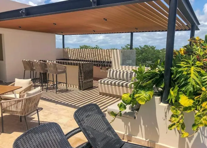 Vakantiehuis Exclusive Building Infinity Pool And Gym Restaurants And Bar District Nearby