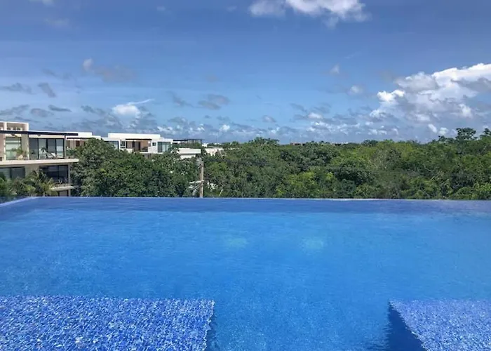 Ferienhaus Exclusive Building Infinity Pool And Gym Restaurants And Bar District Nearby