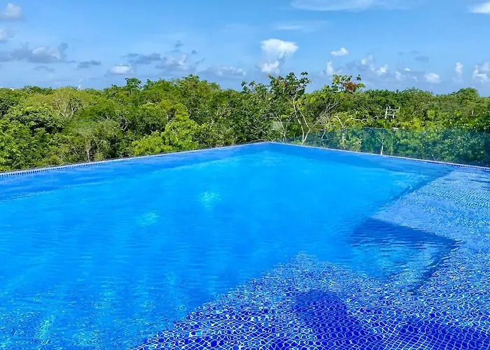 Exclusive Building Infinity Pool And Gym Restaurants And Bar District Nearby * Tulum
