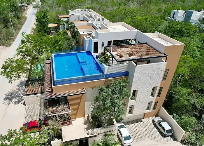 Ferienhaus Exclusive Building Infinity Pool And Gym Restaurants And Bar District Nearby