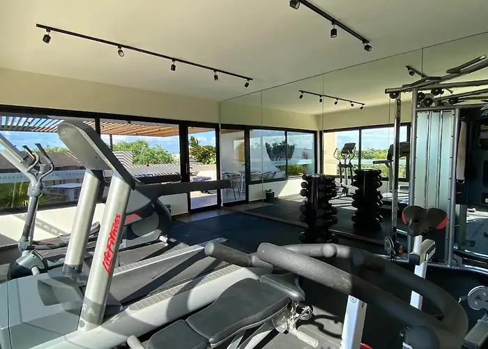 Exclusive Building Infinity Pool And Gym Restaurants And Bar District Nearby Ferienhaus *