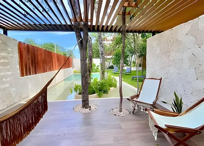 Exclusive Building Infinity Pool And Gym Restaurants And Bar District Nearby *