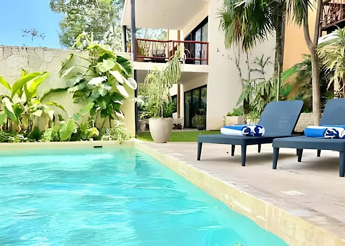Exclusive Building Infinity Pool And Gym Restaurants And Bar District Nearby *