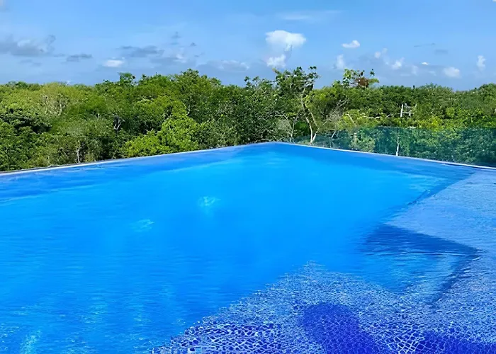 Ferienhaus Exclusive Building Infinity Pool And Gym Restaurants And Bar District Nearby
